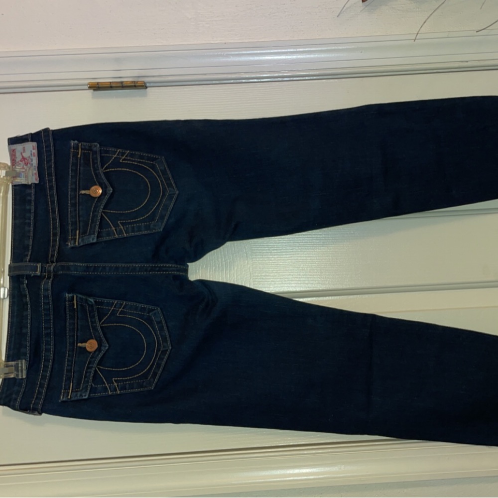WOMEN’S TRUE RELIGION JEANS RELAXED LOW RISE SIZE 31. DARK DENIM WASH